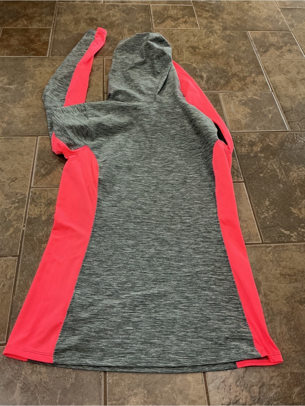 🥵 New Balance Gray & Neon pink Hooded Performance Top - Picture 5 of 5